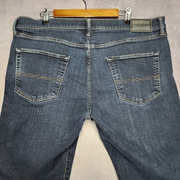 Lucky Brand Mens 410 Athletic Straight Fit Blue Jeans size 38x30 Stretch Denim